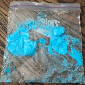 Blue non-sticky stress relieving slime